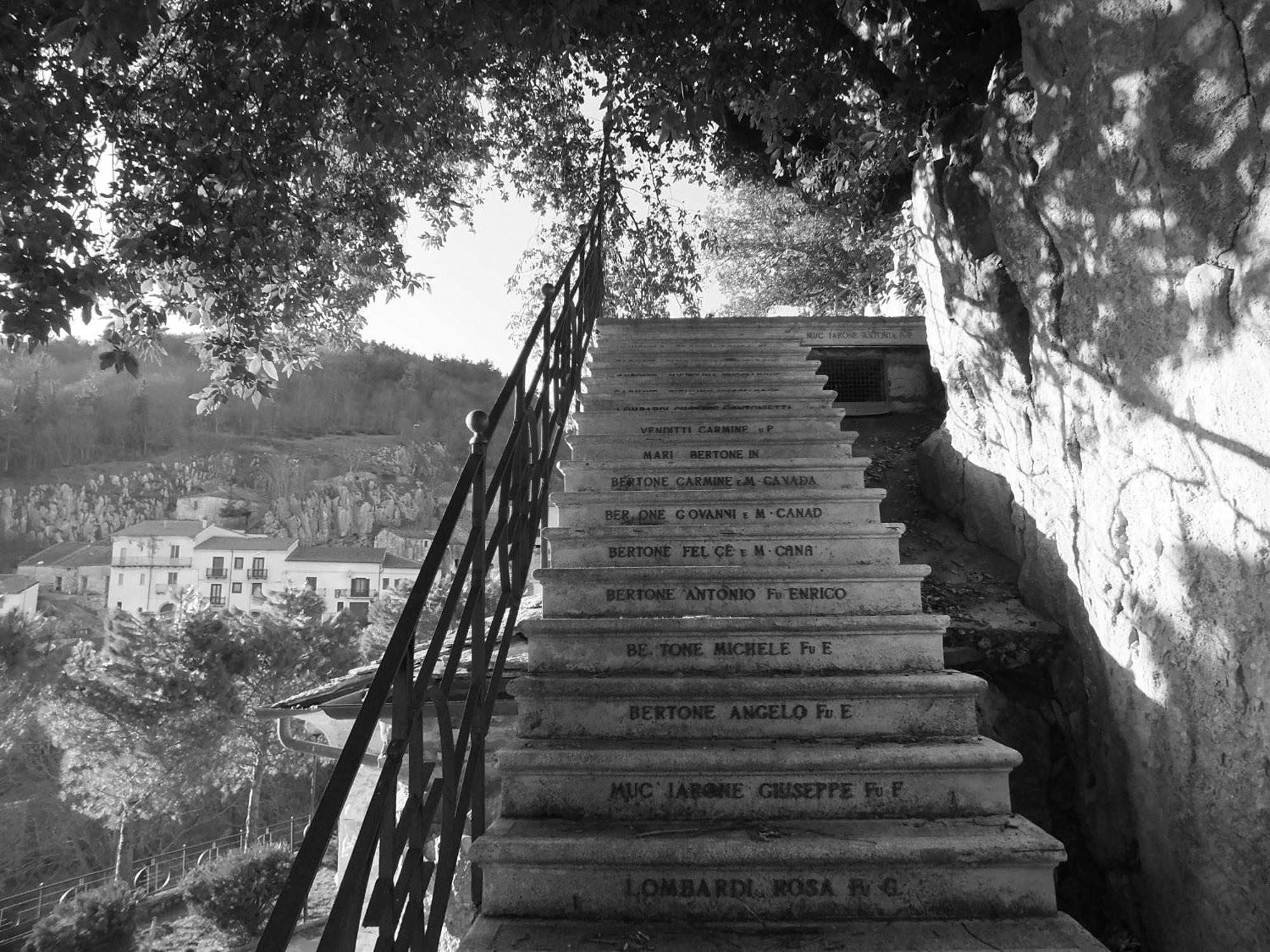 Meridiana Santa Maria del Molise Eksteriør bilde