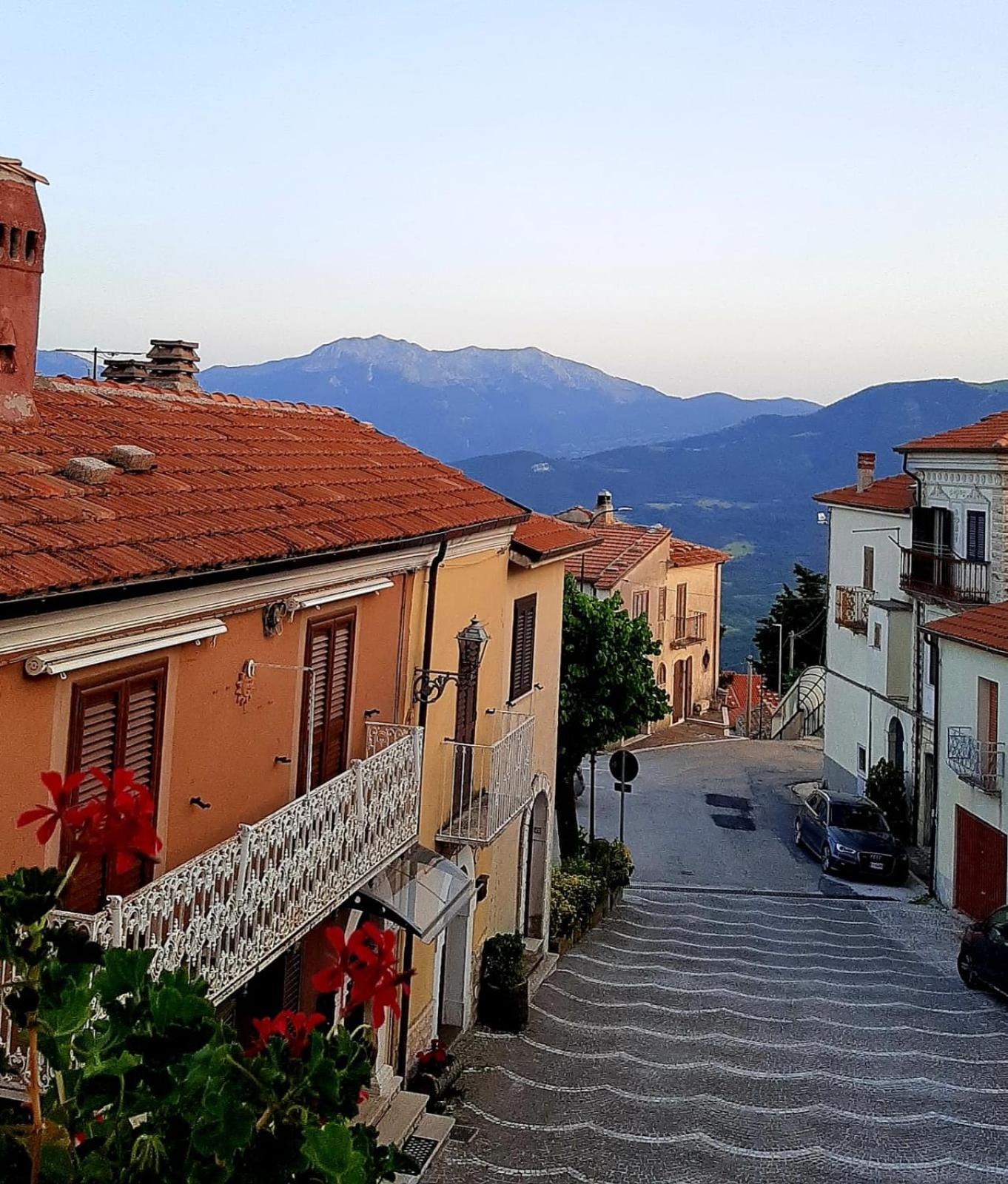 Meridiana Santa Maria del Molise Eksteriør bilde